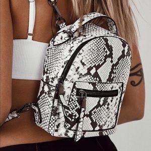 White Fox Boutique | Zoe Mini Backpack Snake 🐍